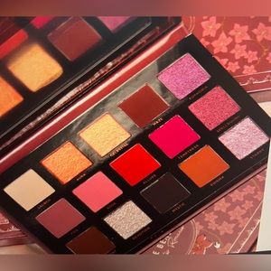 ACE Beaute Mystic, Romance, palette, new inbox, 15 shades, vegan‎ & cruelty free
